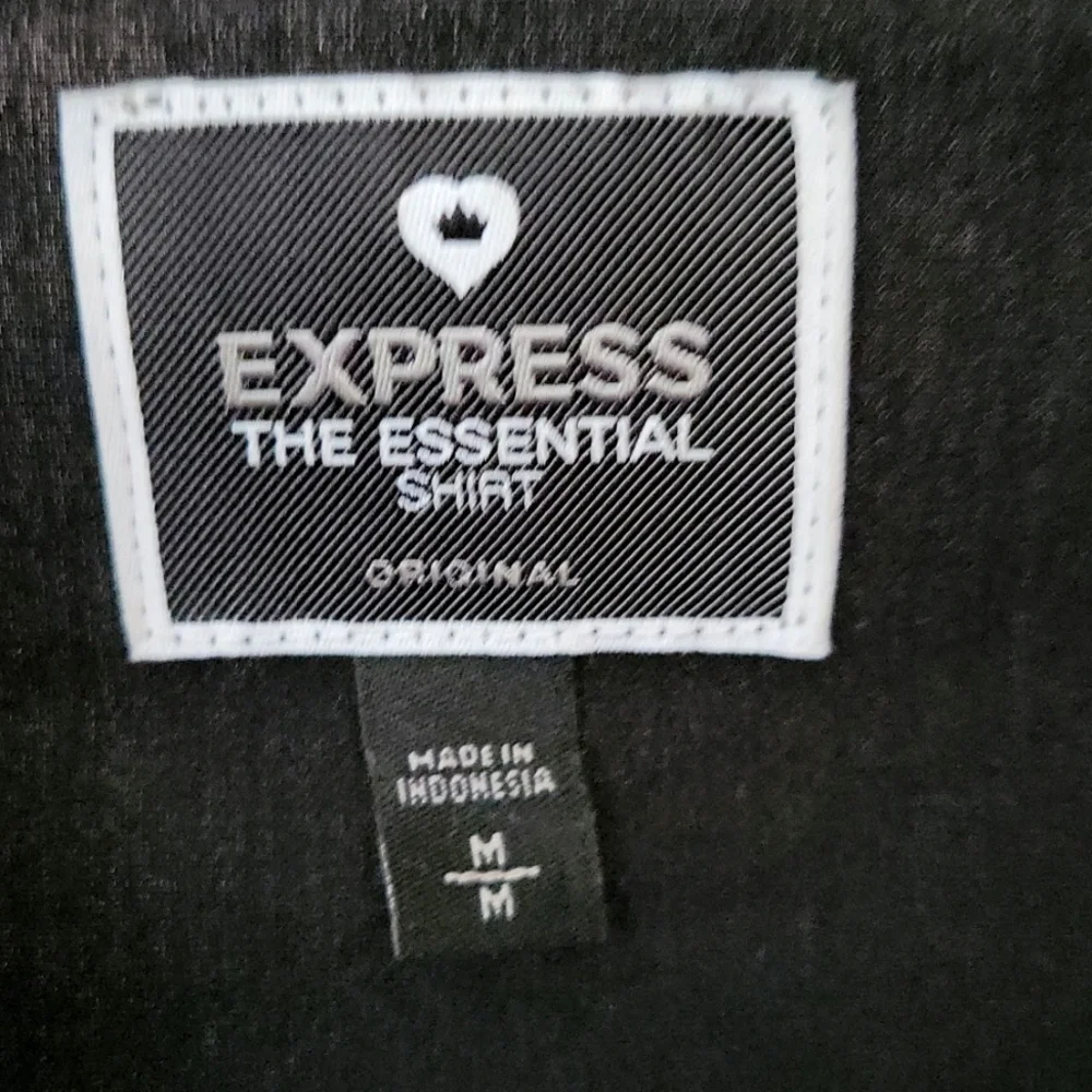 Express black dress shirt - Medium - Picture 2 of 3